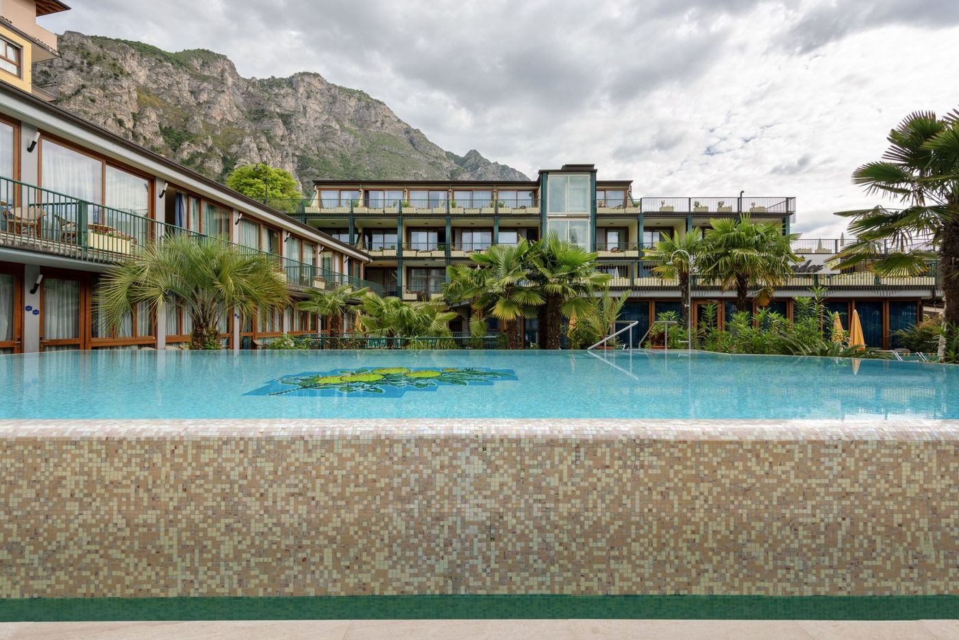 Hotel Alexander-Italy-Limone sul Garda (BS)-Pool-7