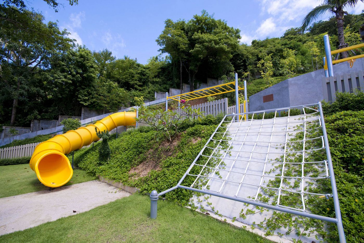 Sunsuri-Phuket-Sports-and-Entertainment-60