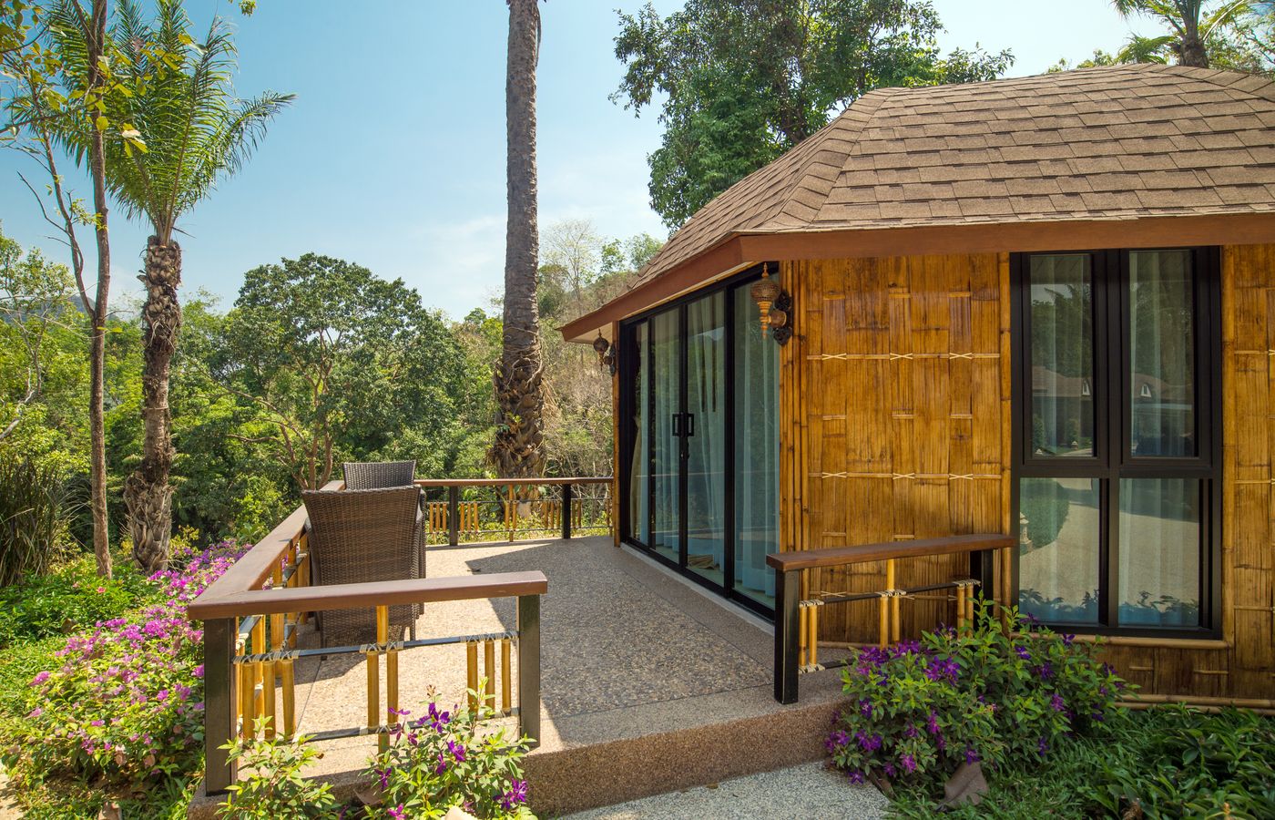 Aonang-Fiore-Resort--SHA-Extra-Plus---Terrace-14