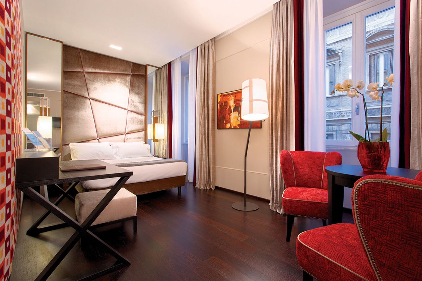 Stendhal Luxury Suites