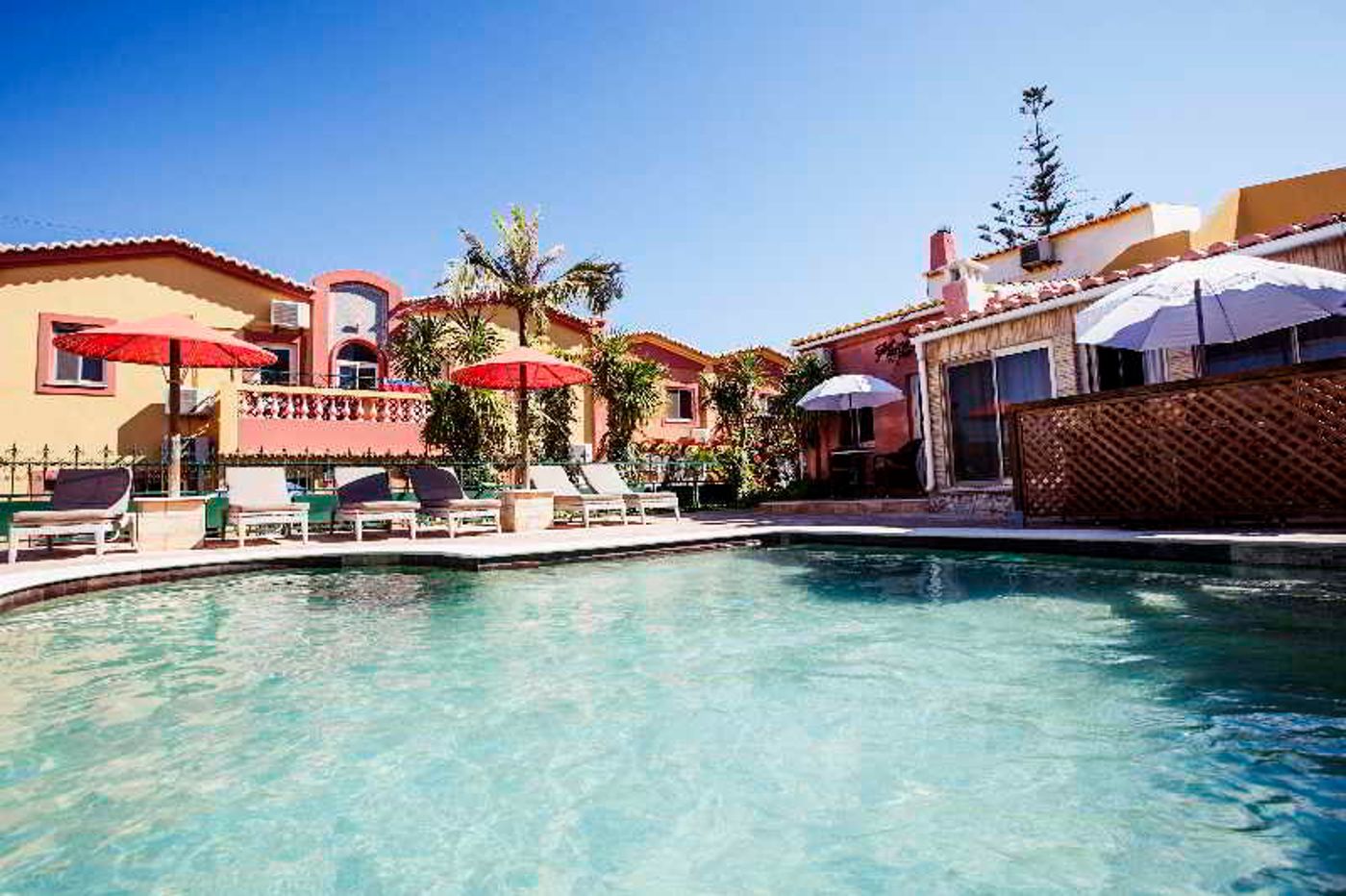 Vilas-Dinis---Adults-Only-General-view-2