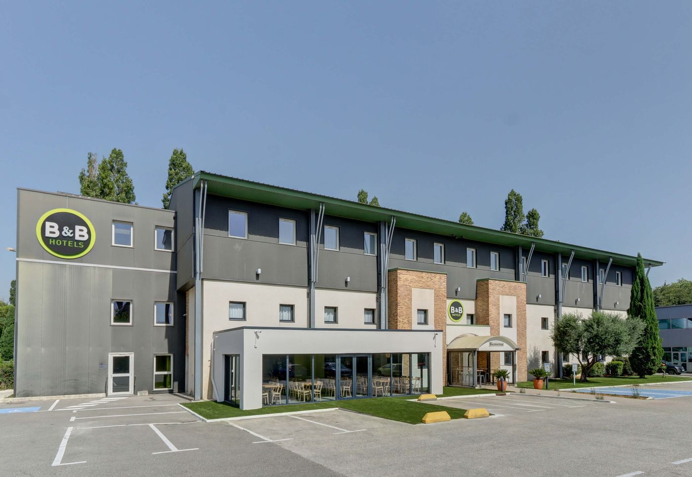 B&B HOTEL Aubagne Gemenos-France-MARSEILLE-General view-1