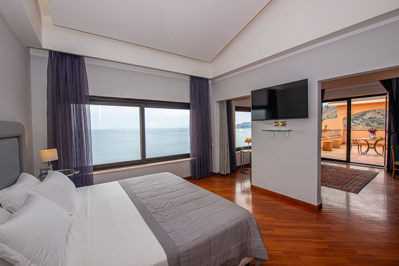 Baia-Taormina-Hotel-Room-18
