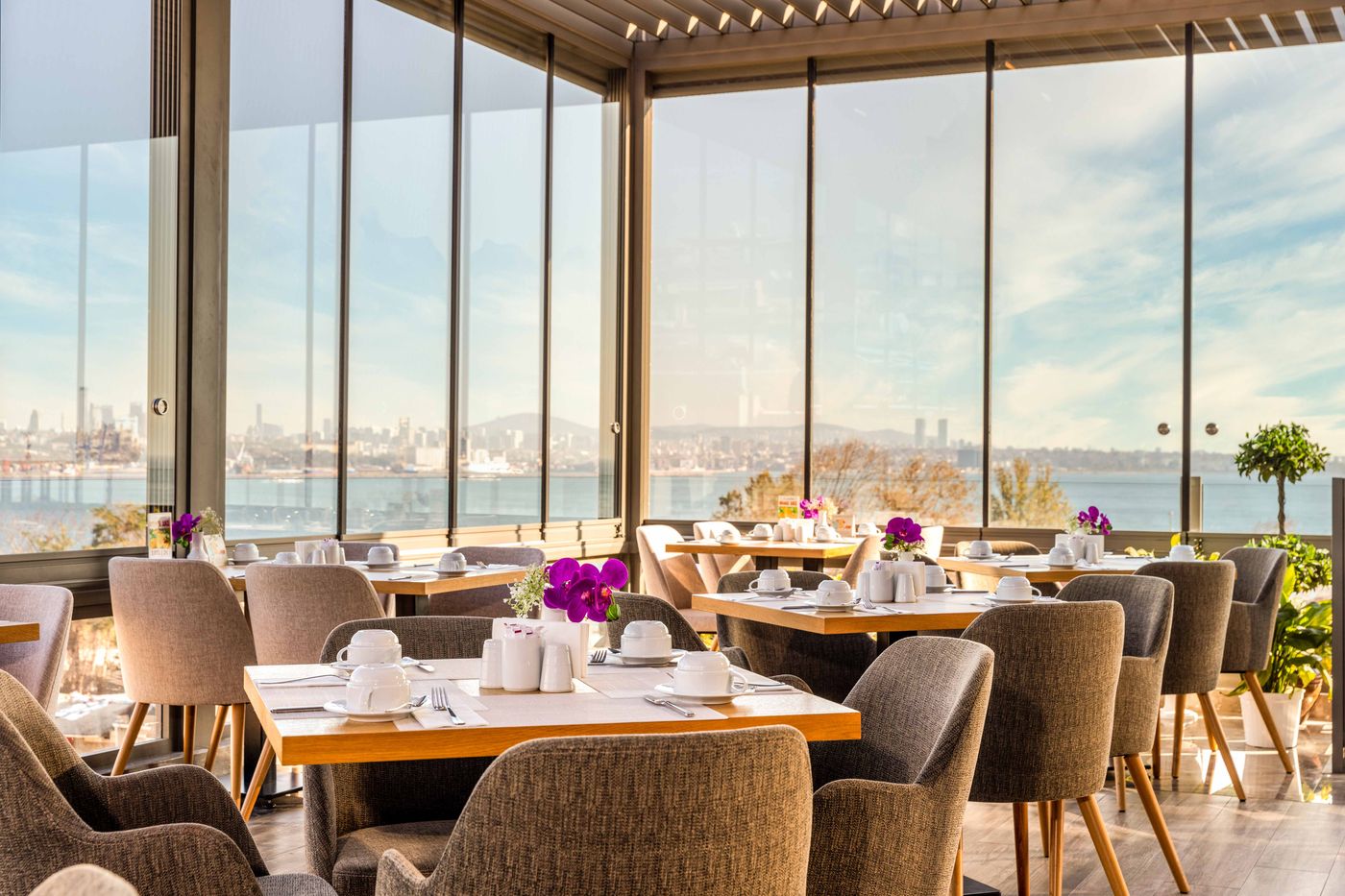 Amiral-Palace-Terrace-18