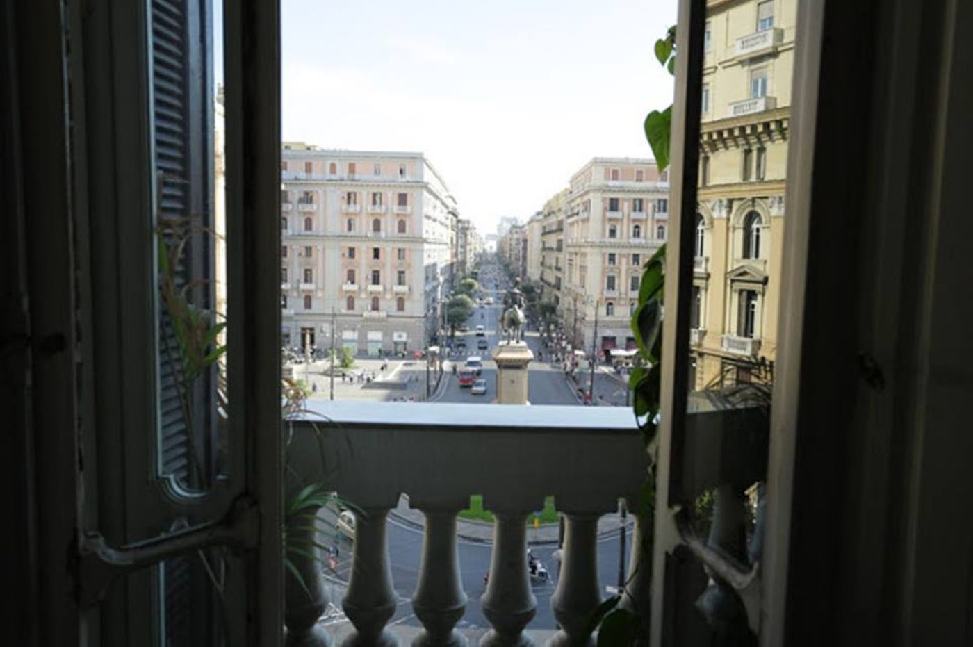 Bovio Suite - Italy - NAPOLI - General view - 2
