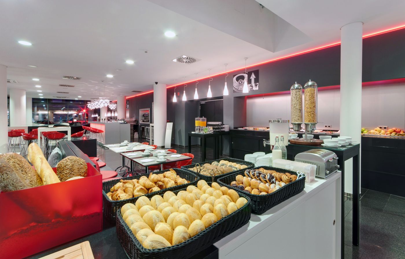 INNSiDE-by-Melia-Berlin-Mitte-Restaurant-52