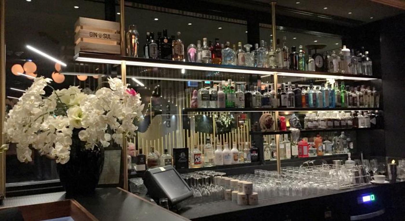 Hotel-Zoe-by-Amano-Group-Bar-11