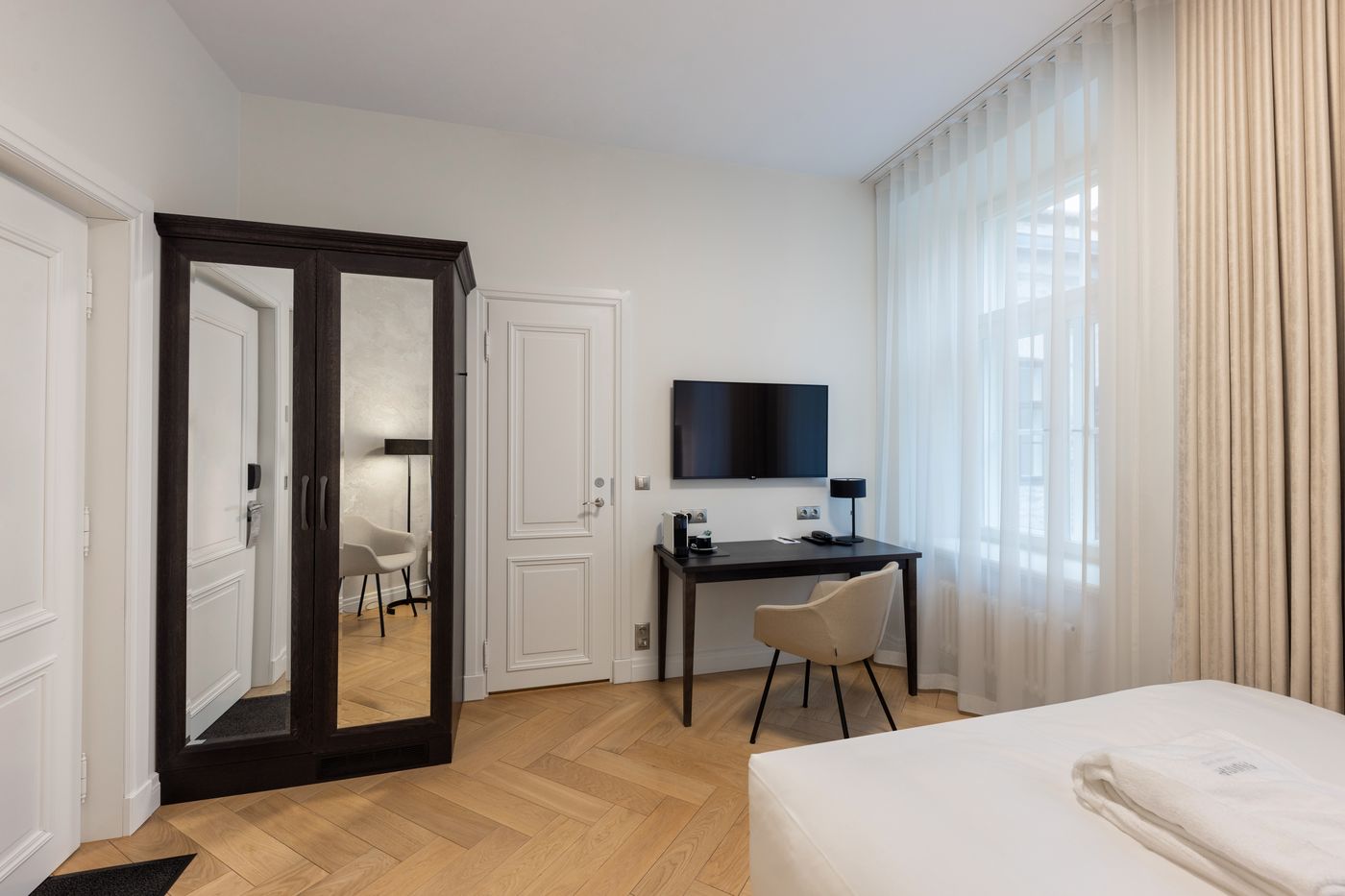 Nunne-Boutique-Hotel-Room-10