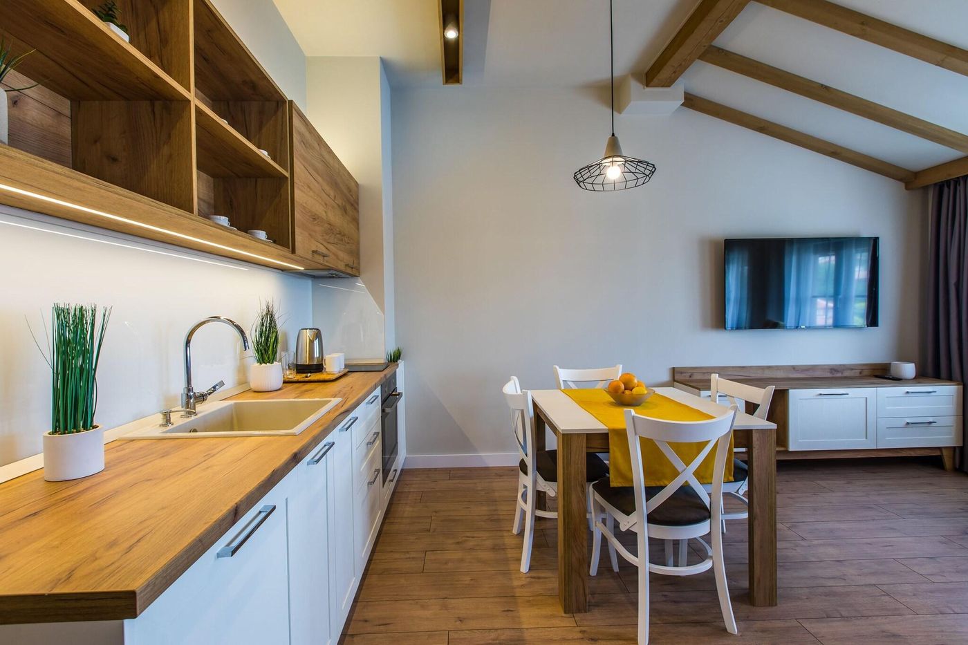 Hillhouse-Plovdiv-Room-24