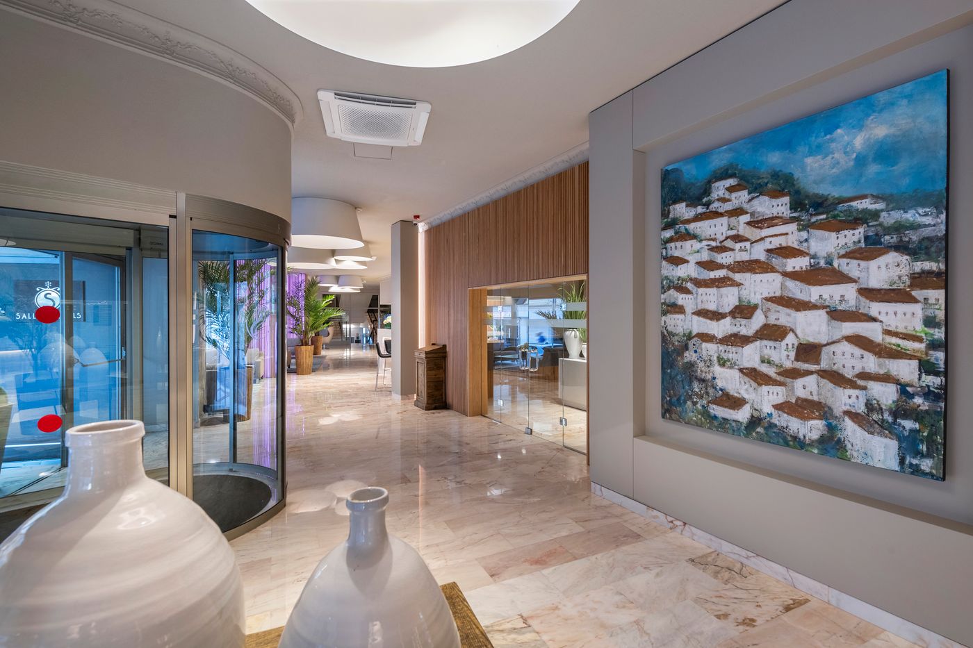 Salles-Malaga-Centro-Lobby-55