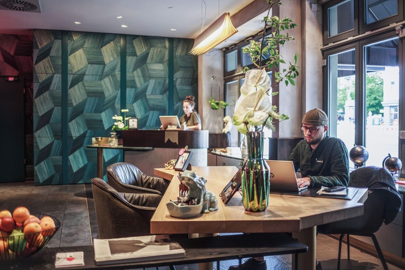 The-Circus-Hotel-Lobby-16