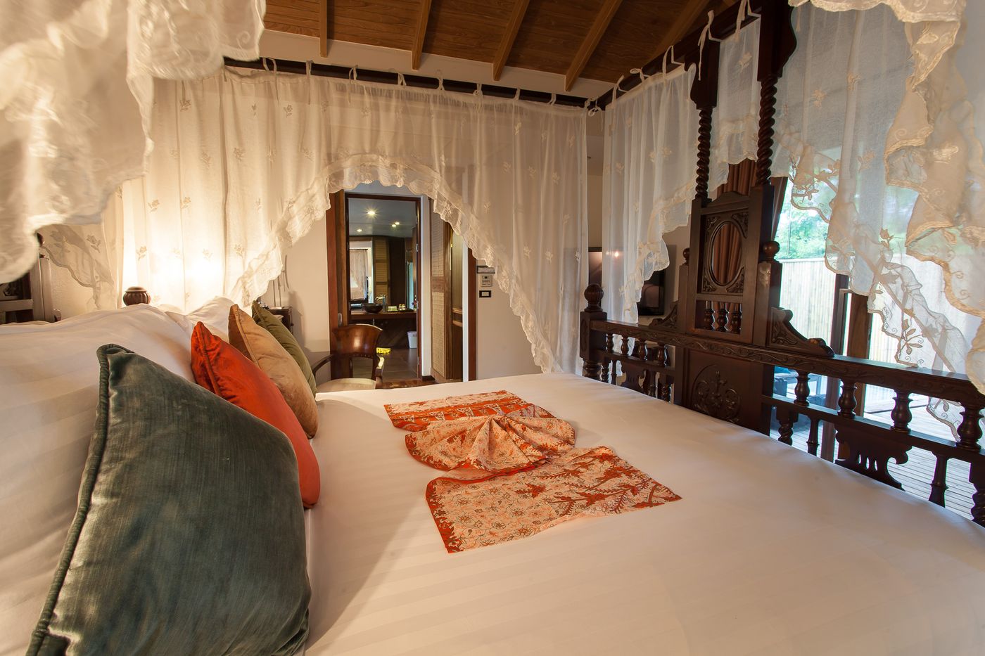 Tango-Luxe-Beach-Villa--SHA-Extra---Room-30