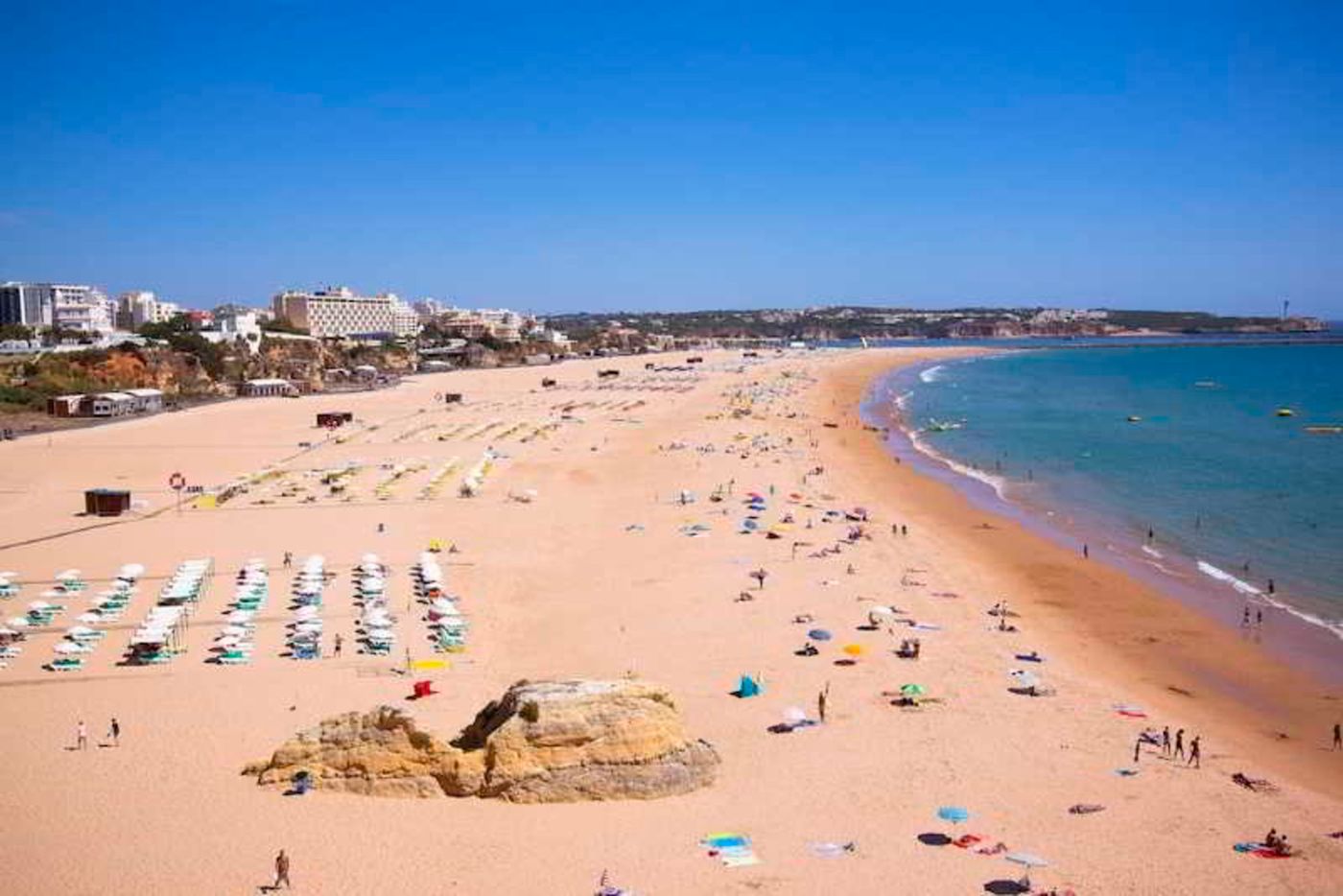 Mirachoro-Praia-Da-Rocha-Beach-38