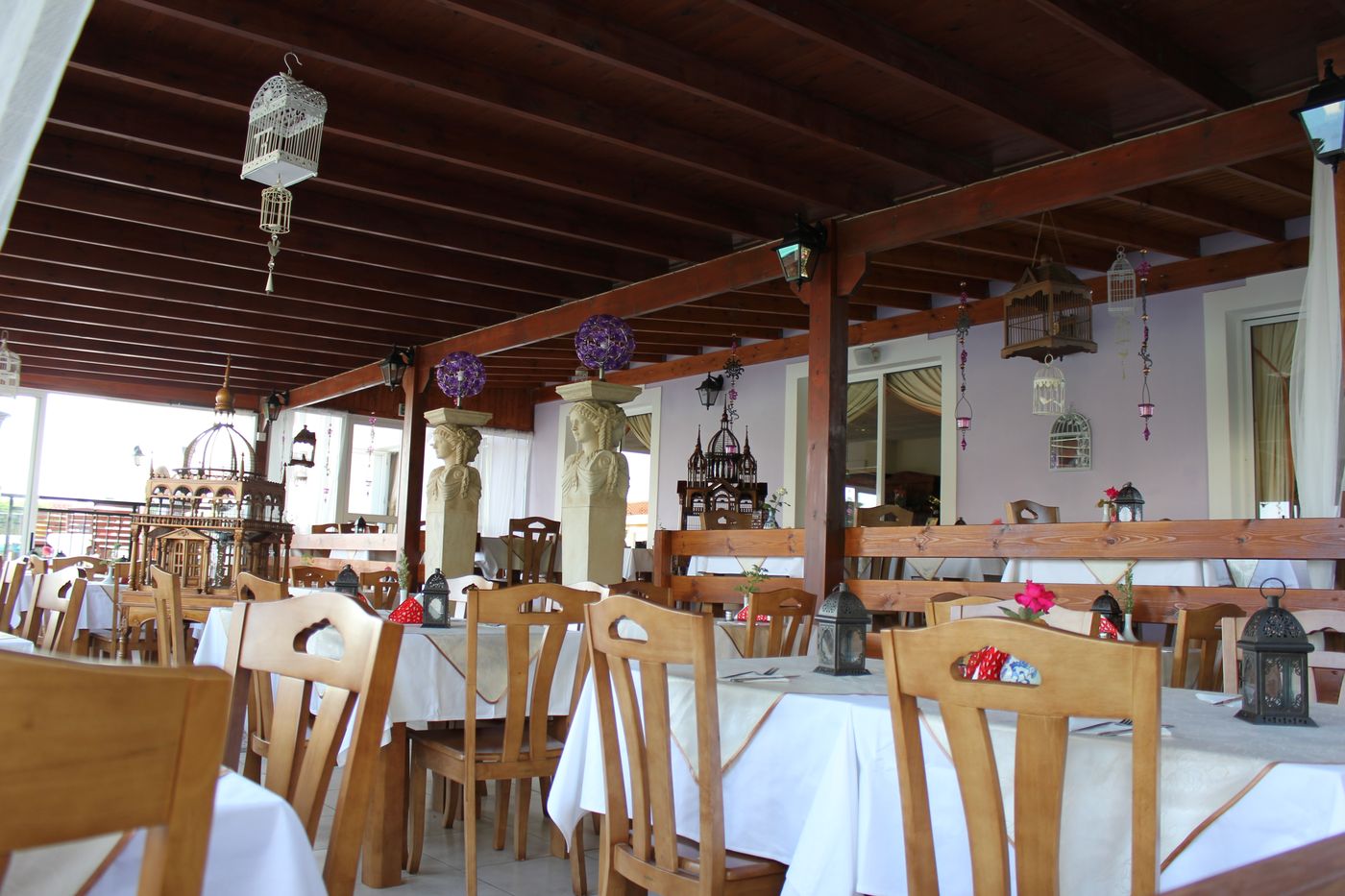 Akamanthea-Holiday-Village-Restaurant-53