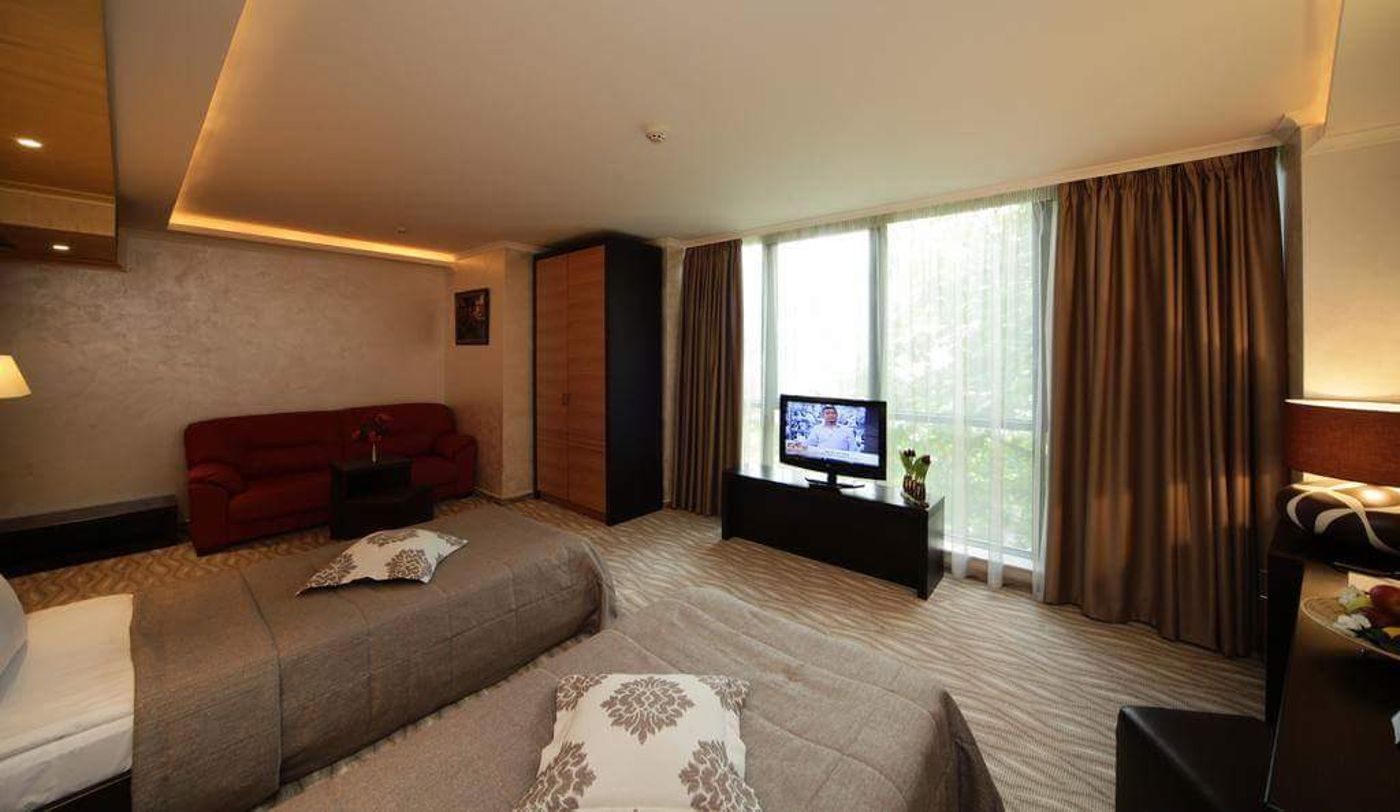 Efbet-Hotel-Room-12