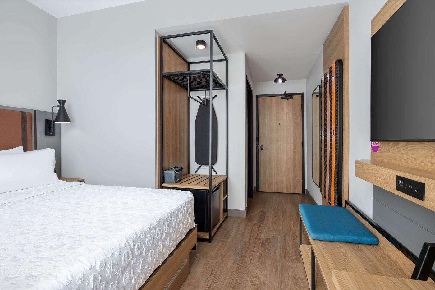 Tru-By-Hilton-Brooklyn-Room-23