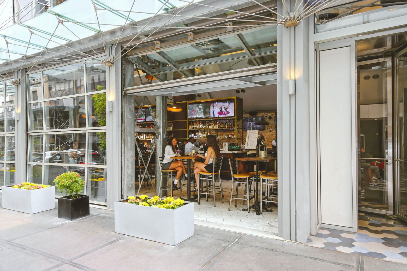 Crowne-Plaza-HY36-Midtown-Manhattan-Restaurant-15