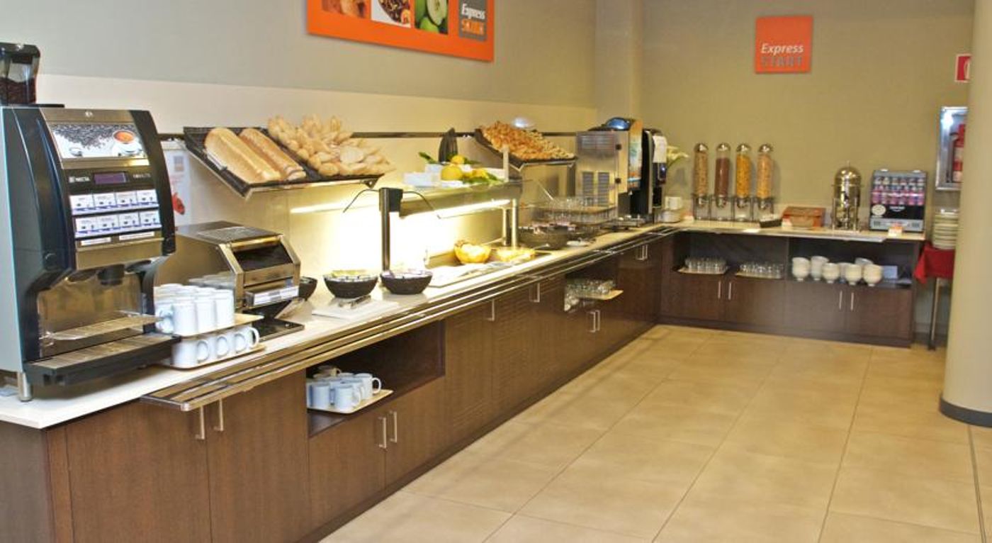 Holiday Inn Express Campo de Gibraltar - Barrios