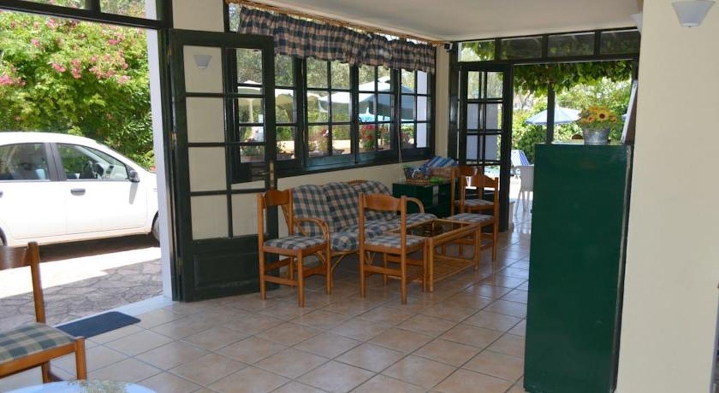 Mayflower Apartments