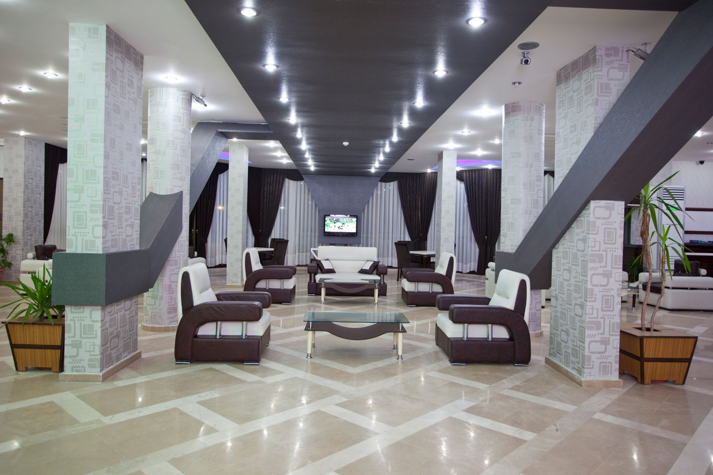 Monte-Carlo-Hotel-Lobby-33