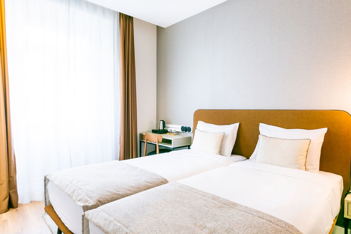 Lx-SoHo-Boutique-Hotel-by-RIDAN-Hotels-Room-17