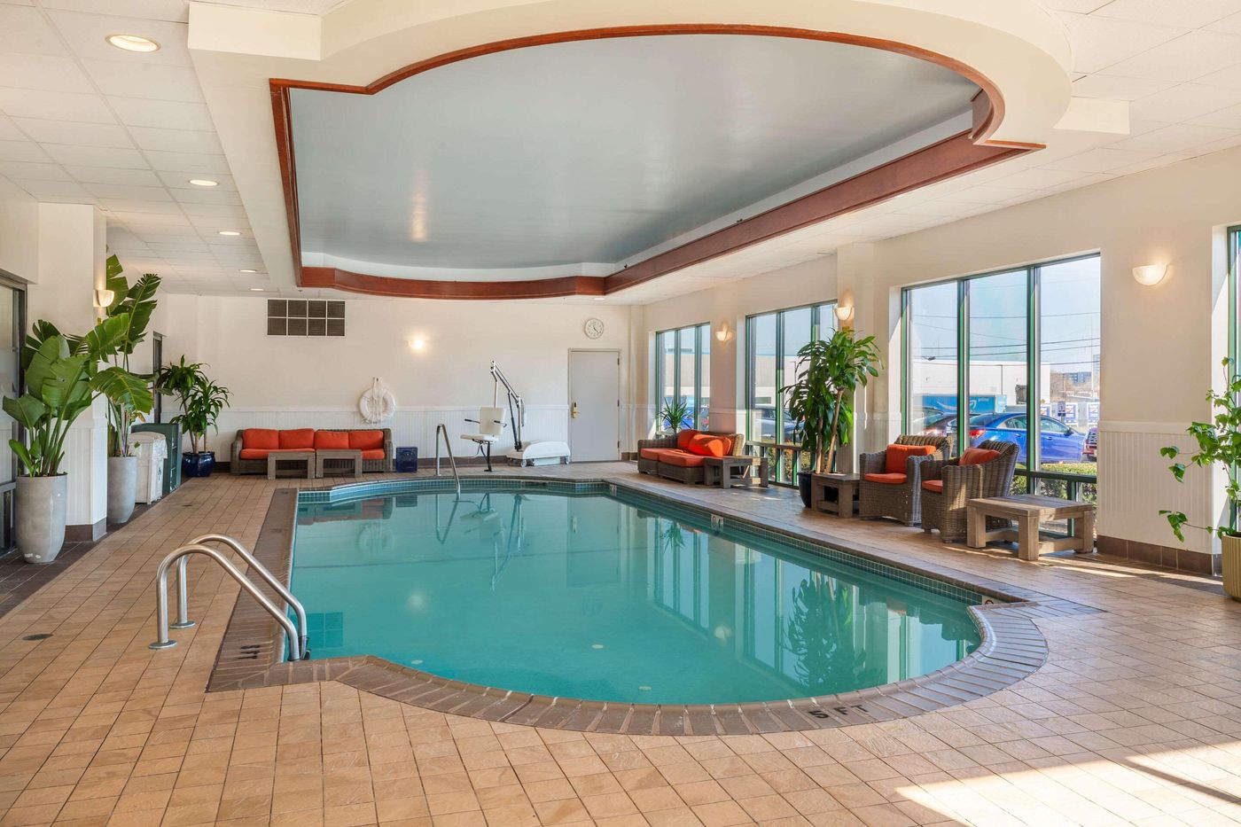 Comfort-Inn---Suites-Logan-Airport-Pool-48
