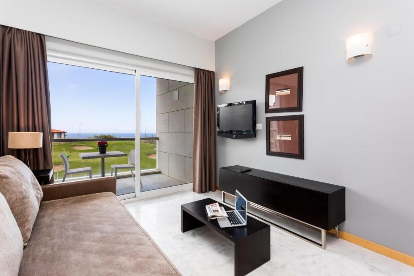 Crowne-Plaza-Caparica-Lisbon-Room-33