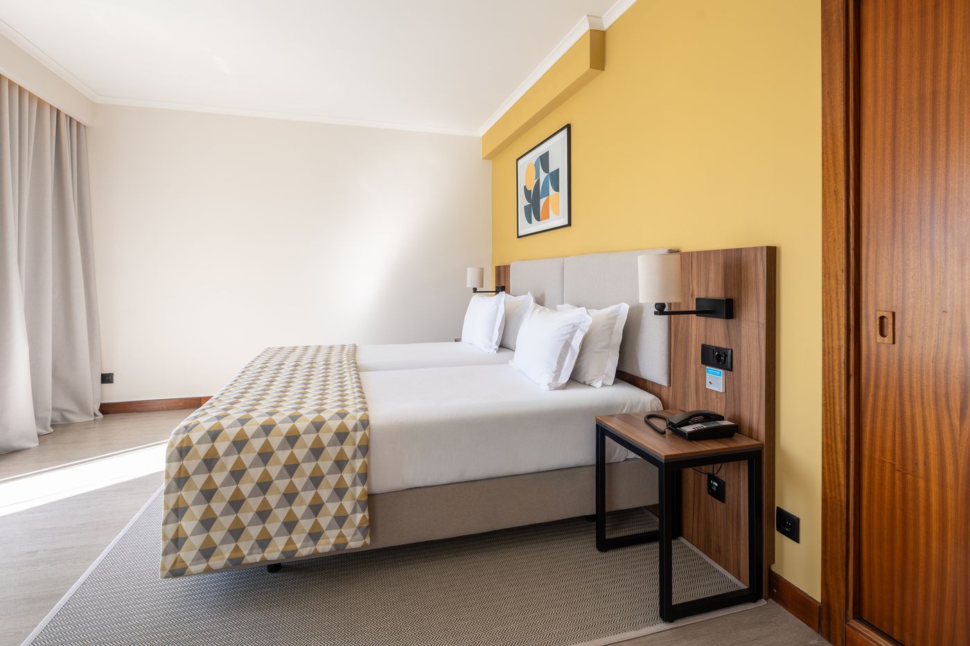 Holiday-Inn-Algarve--ex-Real-Bellavista--Room-18