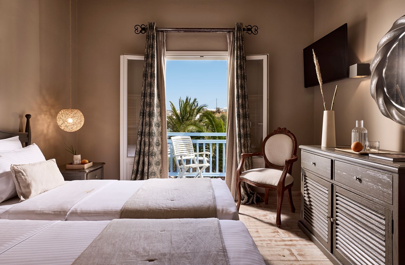 Vencia-Boutique-Hotel-Room-15