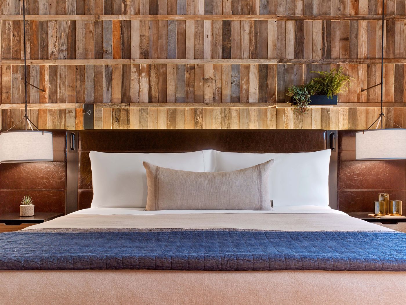 1-Hotel-Central-Park-Room-7