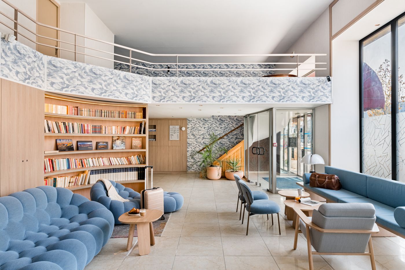 Hotel Terminus-France-Grenoble-Lobby-7