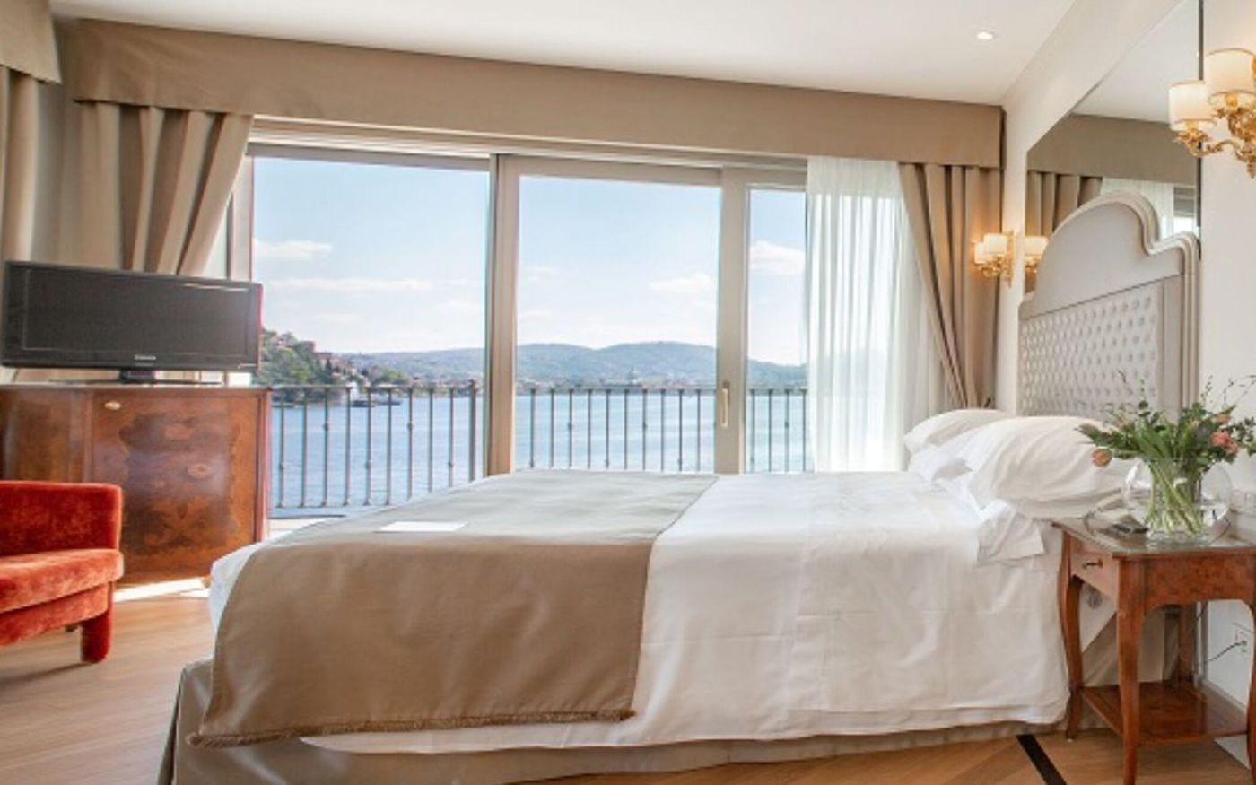 Villa Flori-Italy-COMO-Room-1