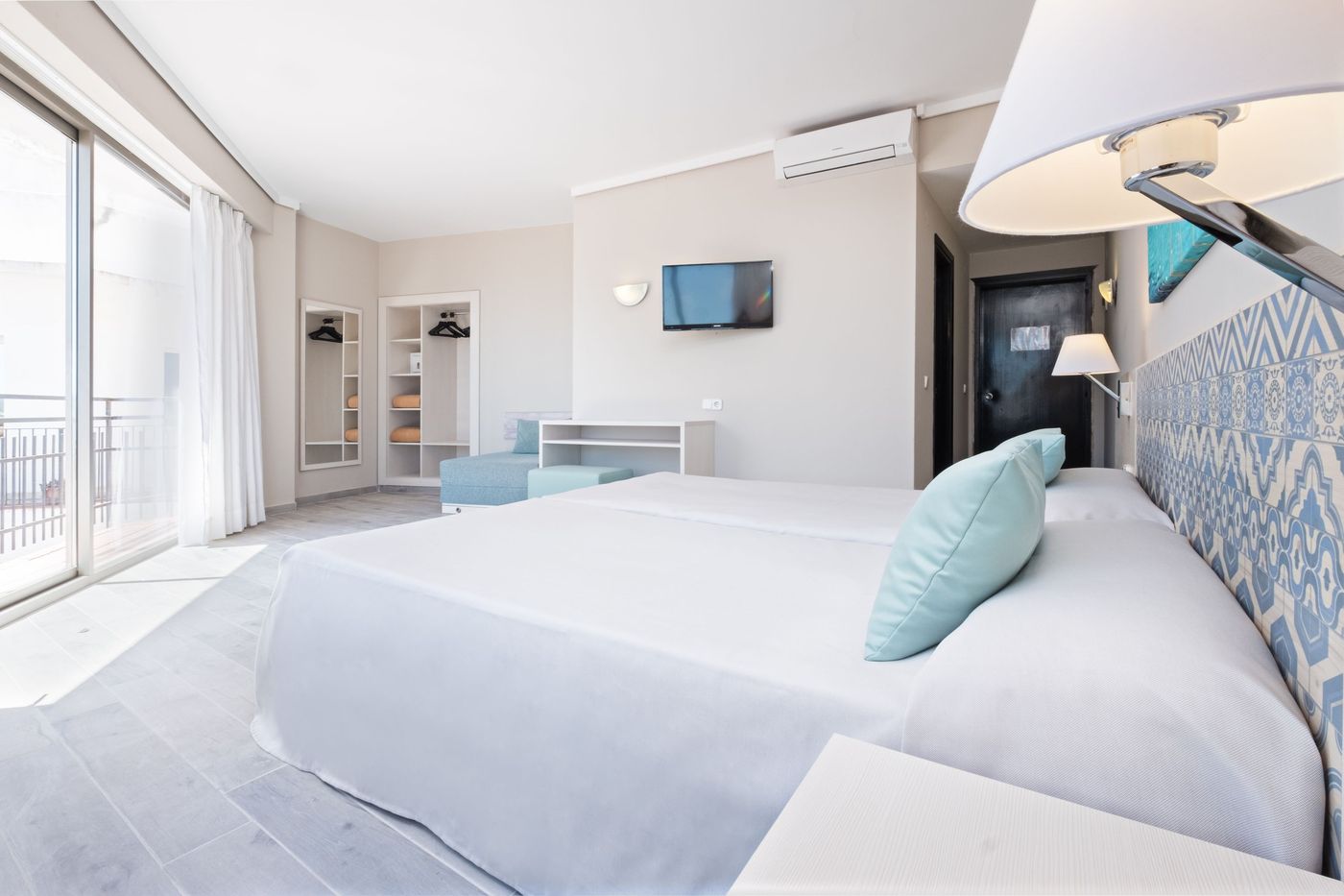 AzuLine-Hotel-Llevant-Room-15