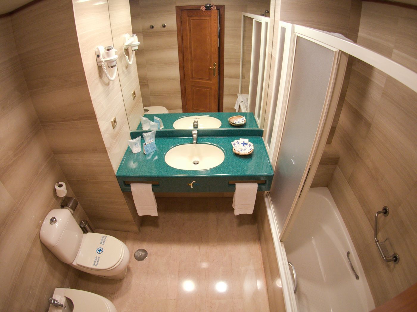 Zentral-Center---Adults-Only-Room-29