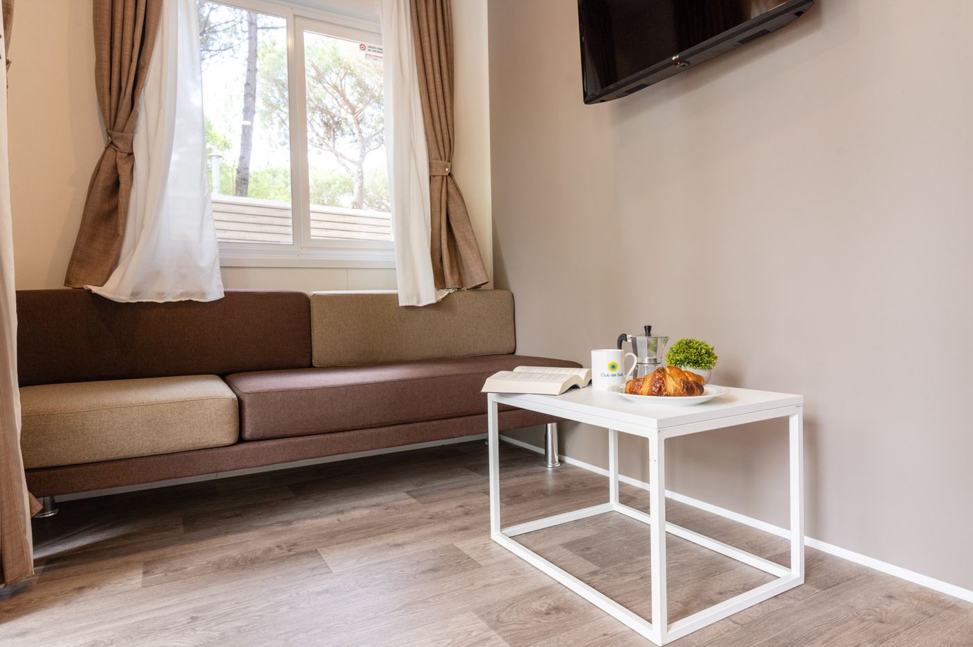 Club-Del-Sole-Roseto-Degli-Abruzzi-Easy-Camping-Room-19