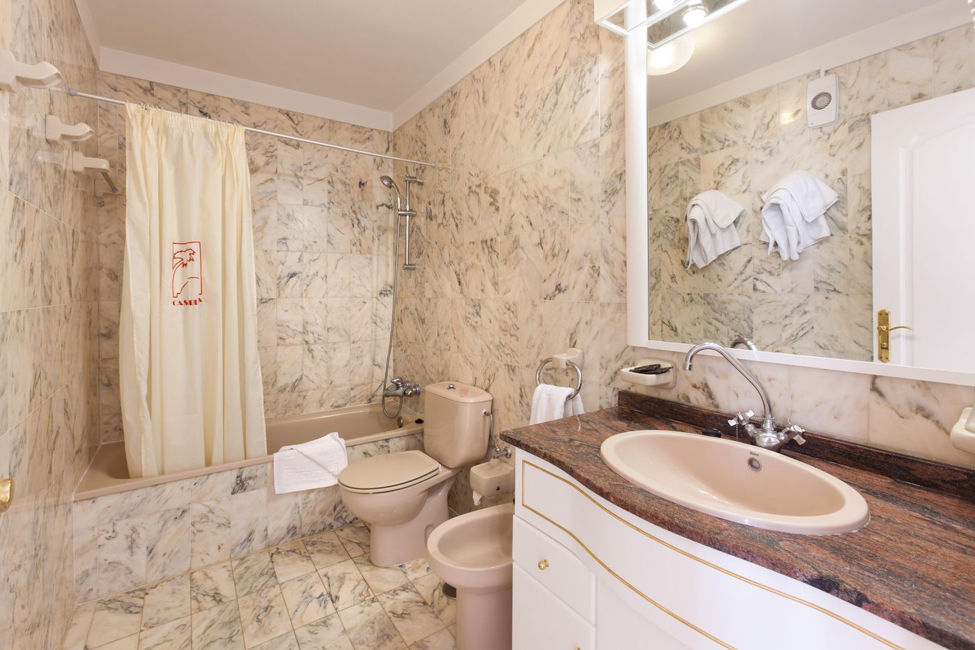 Apartamentos-Casablanca-Room-20