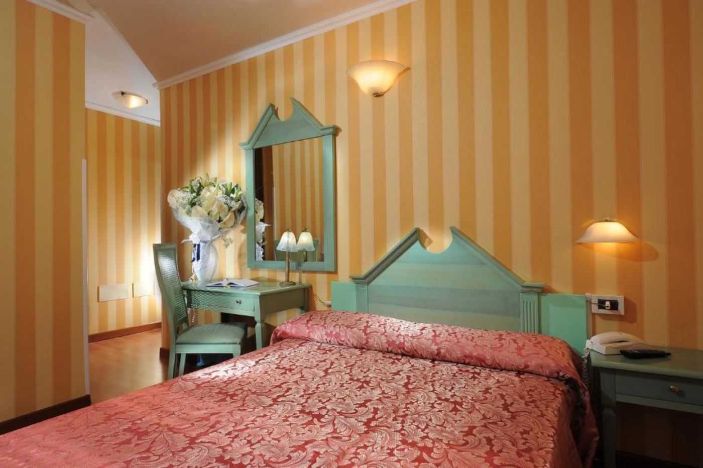 Tintoretto-Hotel-Room-10