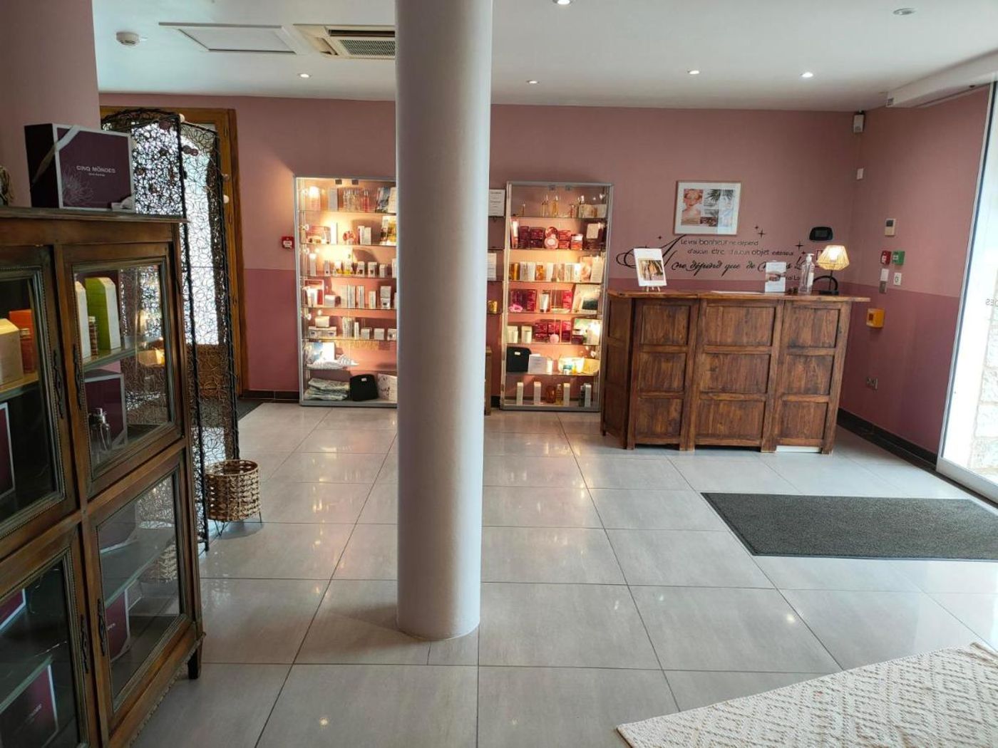 Demeures & Chateaux Le clos des fontaines-France-JUMIEGES-Lobby-3