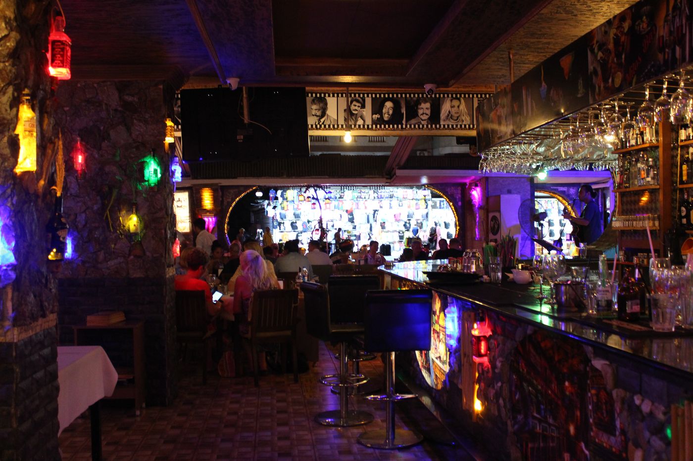 Mitos-Apartments-Bar-32