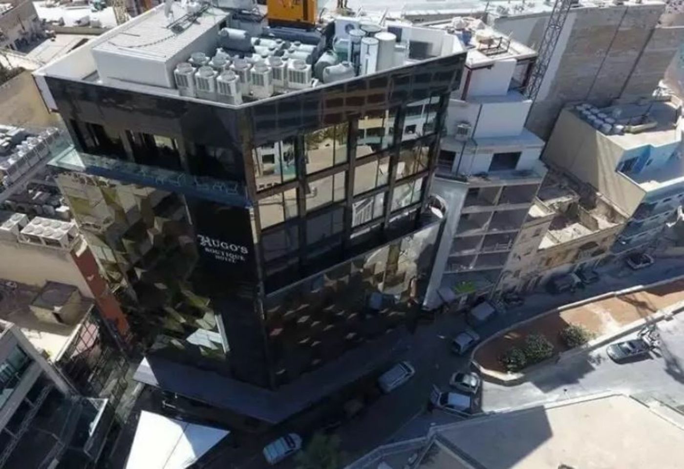 Hugo-s-Boutique-Hotel-General-view-4