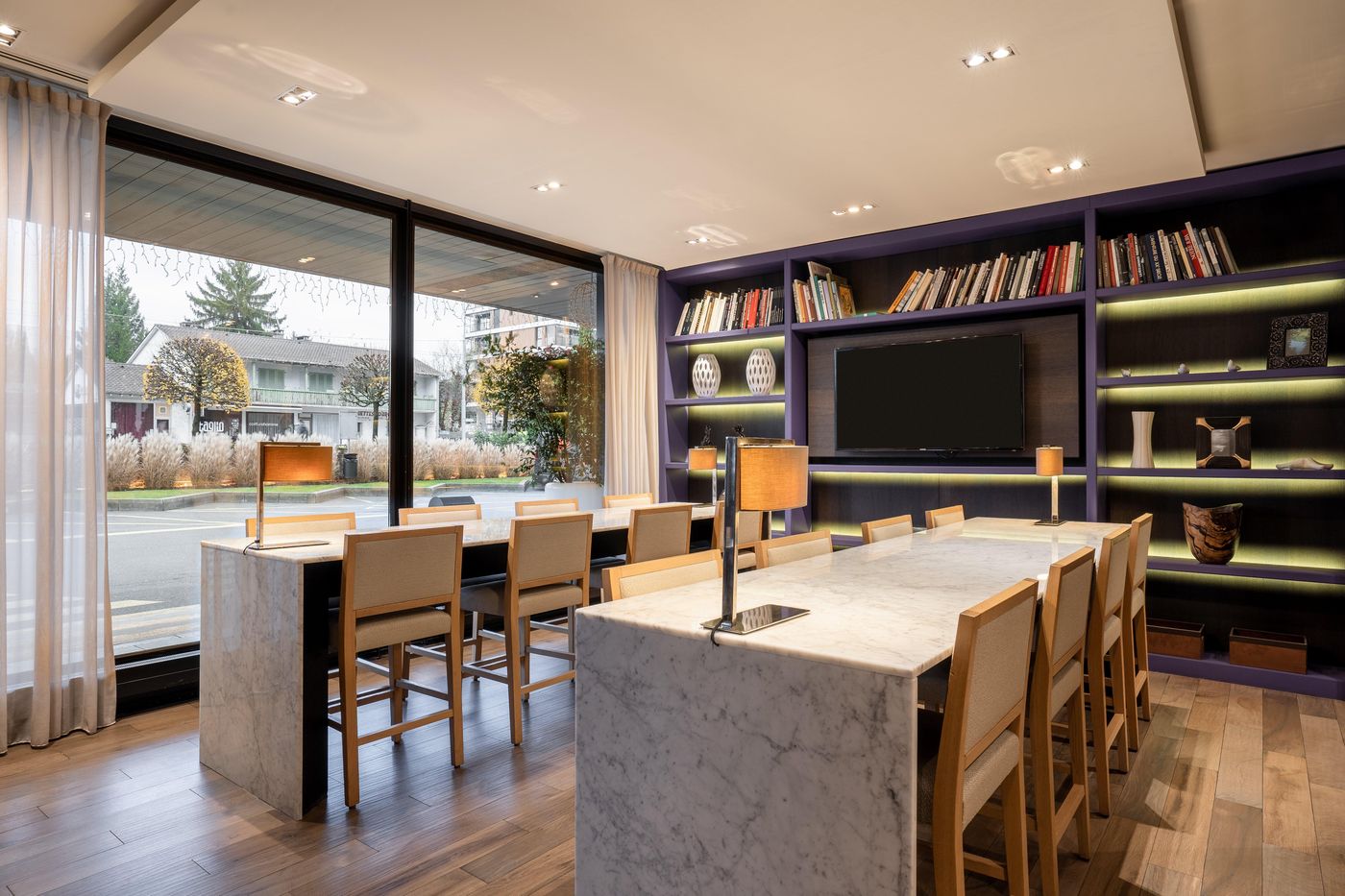 Crowne-Plaza-Geneva-Bar-18