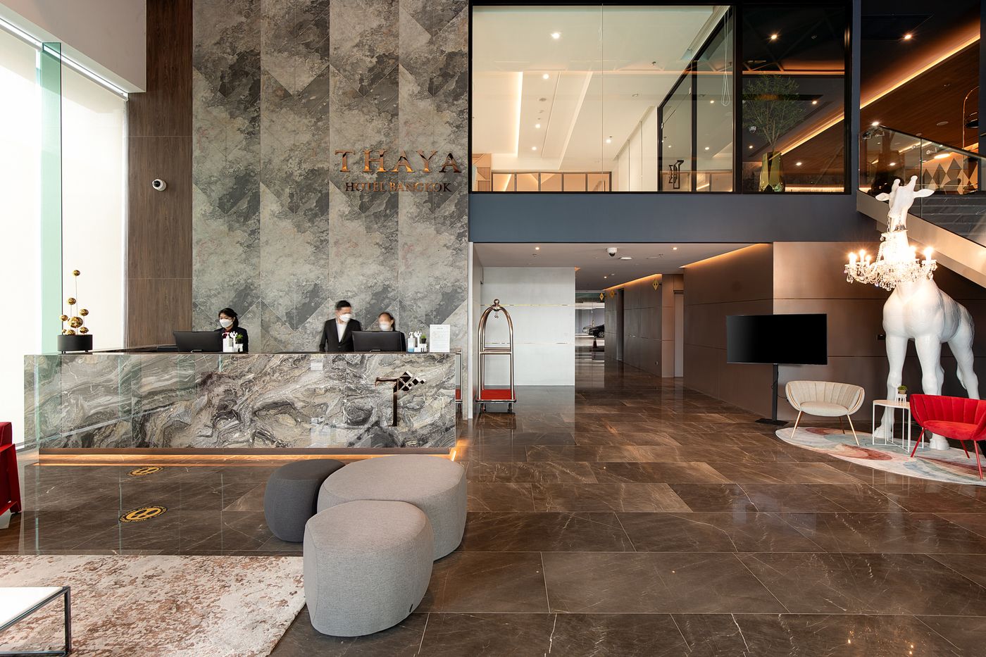 Thaya-Hotel-Bangkok-Lobby-13