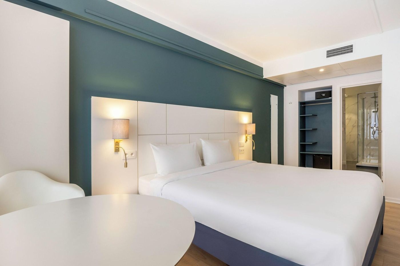 Le-Louise-Hotel-Brussels-Room-15