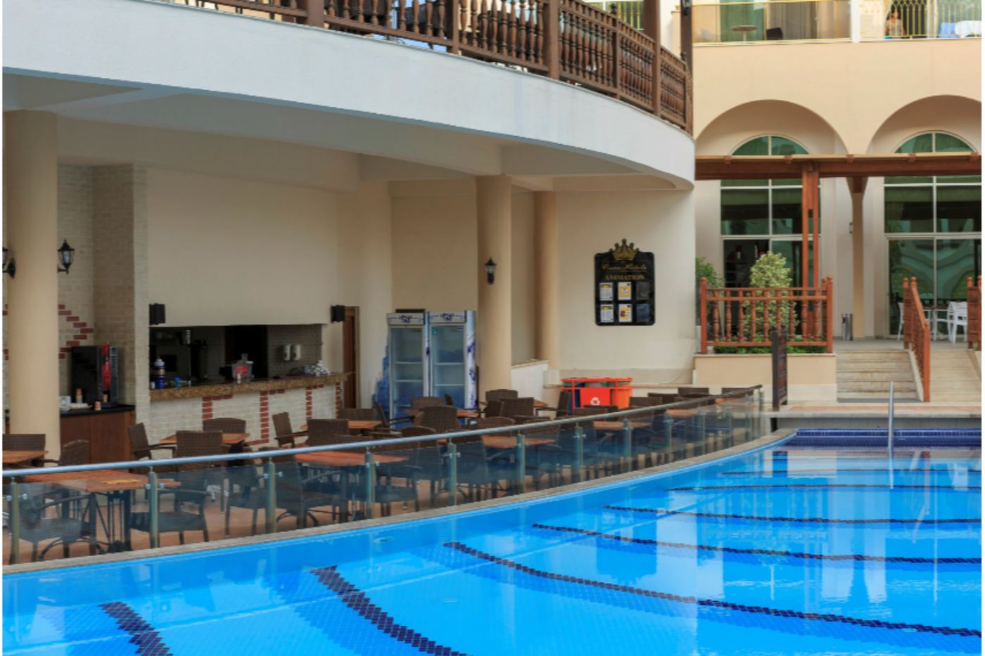 Well-Palace-Side-Bar-66