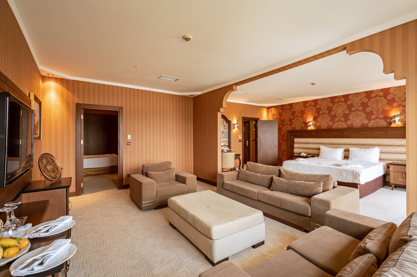 Megasaray West Beach