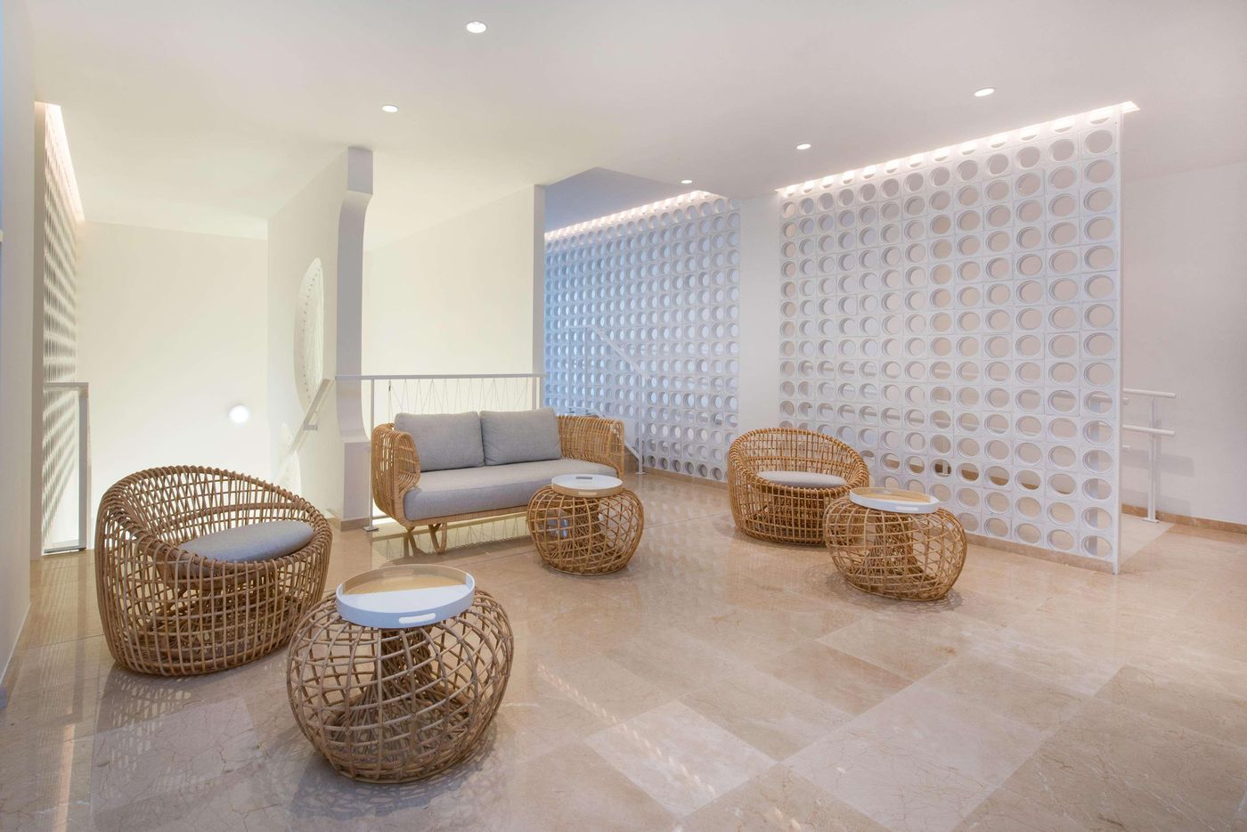 IBEROSTAR-Santa-Eulalia-Lobby-51