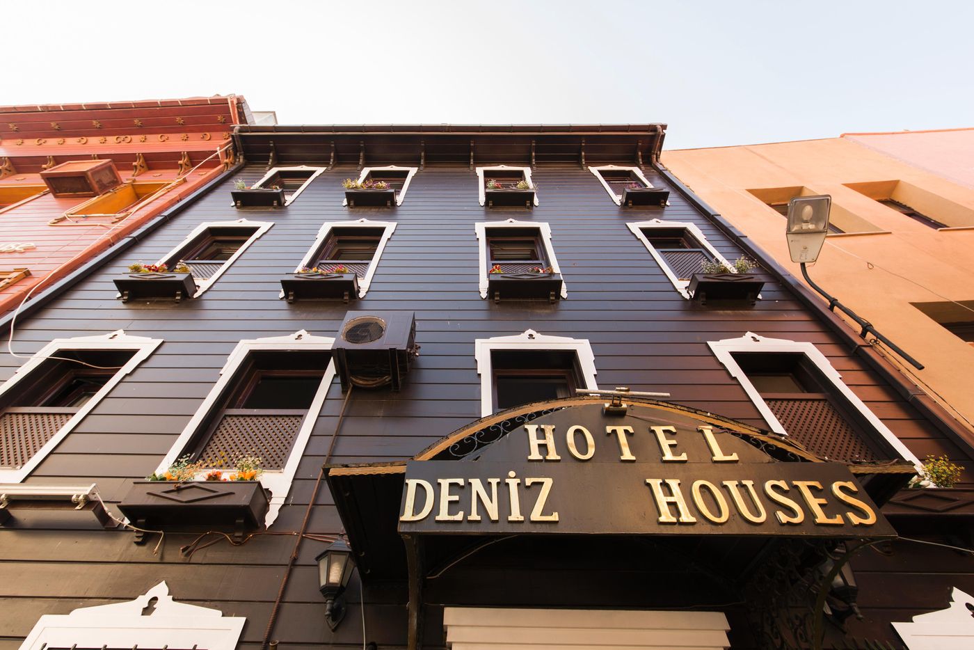 Deniz Houses-Turkey-Istanbul-General view-2