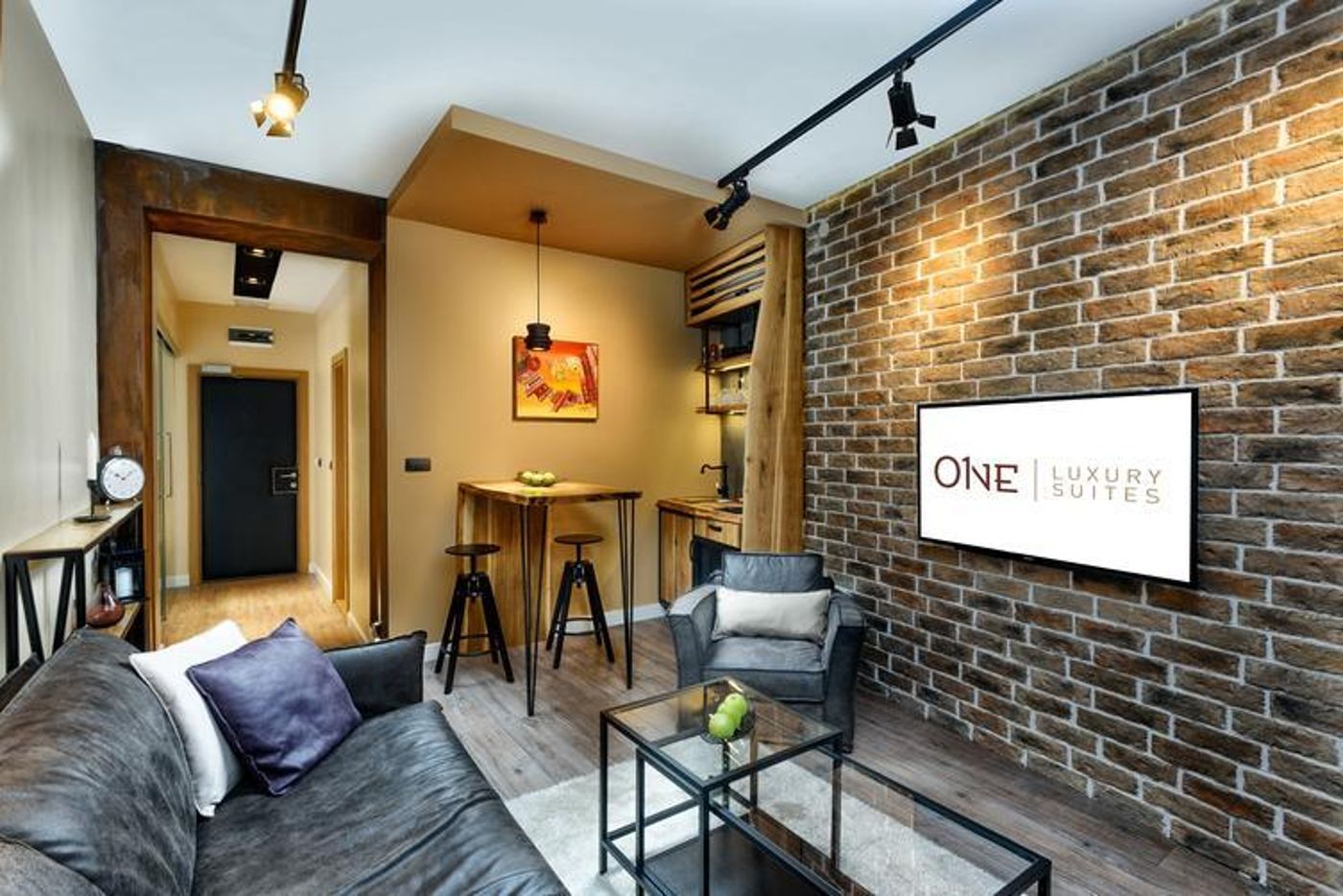 Level Luxury Suites-Serbia-Belgrade-Lobby-3