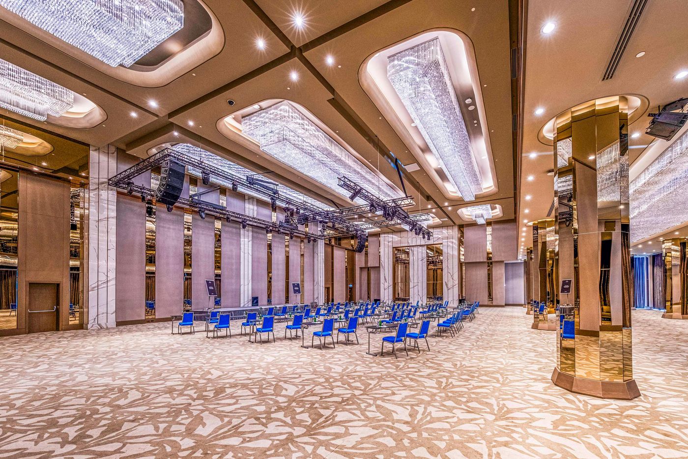 Radisson-Collection-Hotel-Vadistanbul-Conferences-27