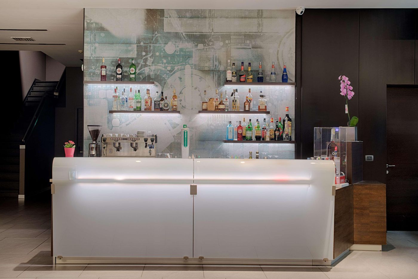 Ac-Hotel-By-Marriott-Milan-Sesto-Bar-25